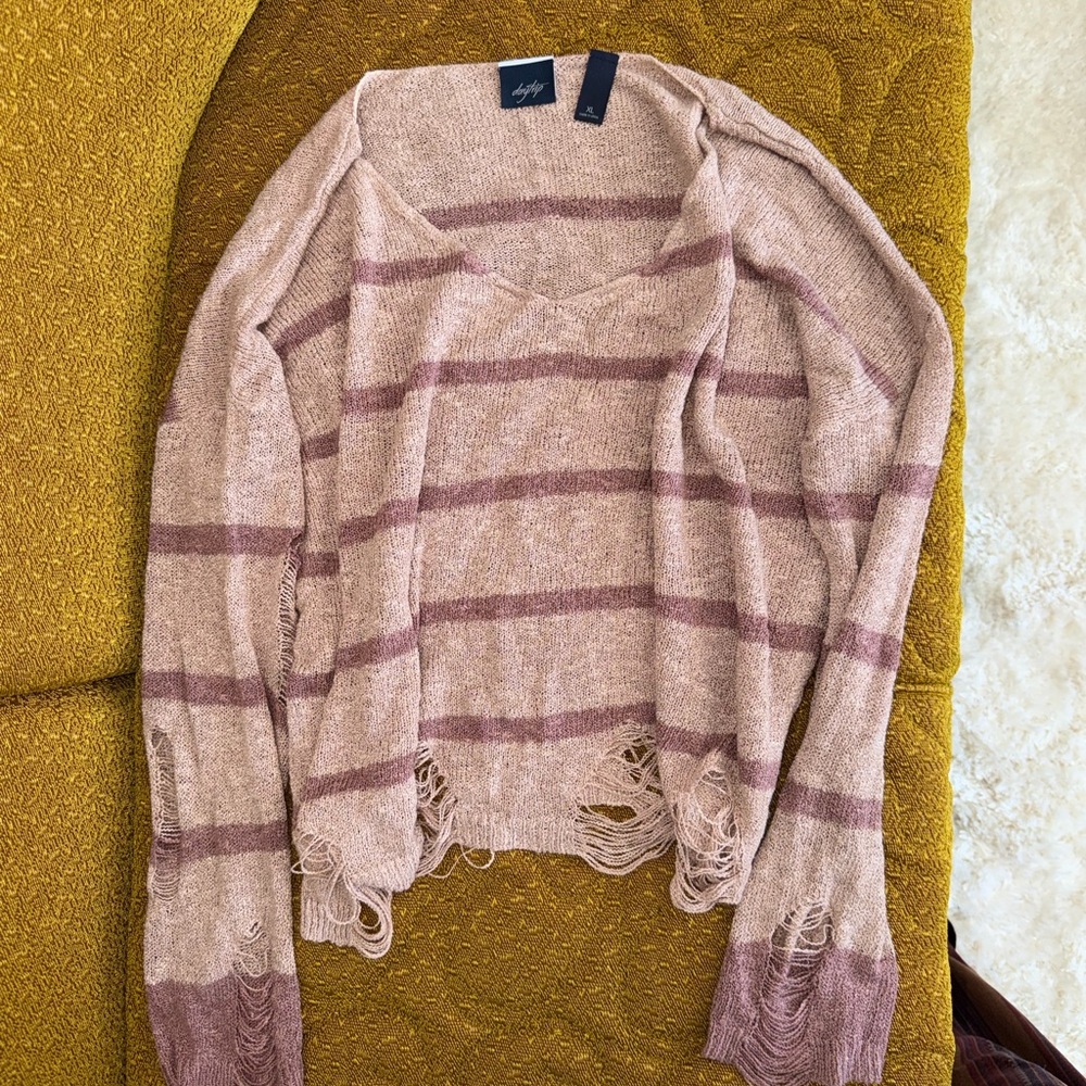 BUCKEL BRAND DAYTRIP DISTRESSED STRIPED KNIT SWEATER
Size: XL